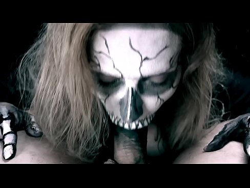 ❤️ Demonityttö imi munaa mustalla suullaan ja nielaisi spermaa. ️ Vittu video at fi.pornma-com.ru ❤